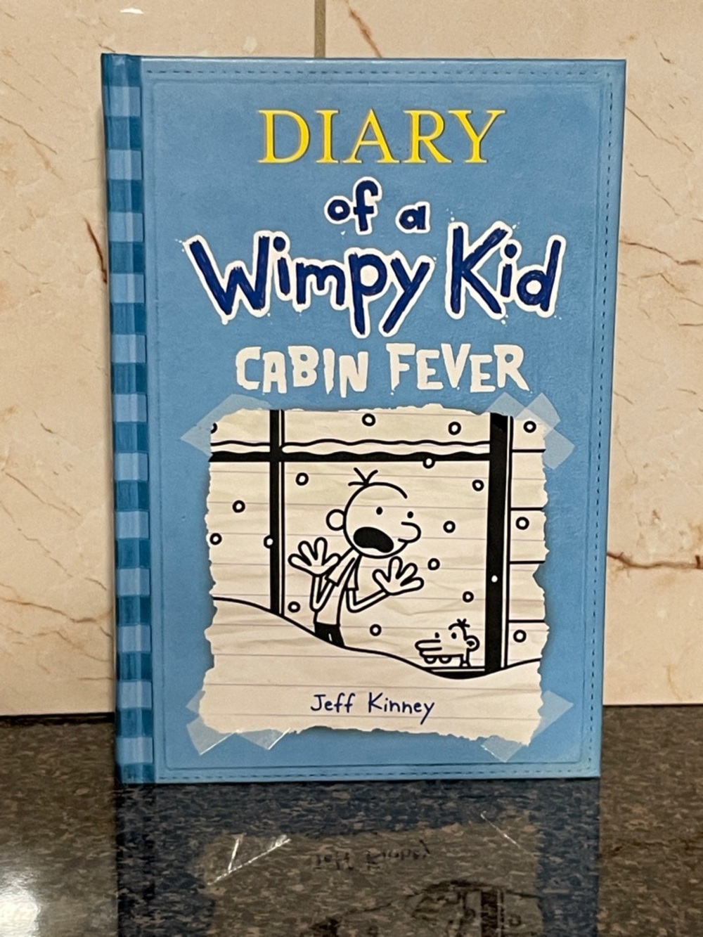 Diary of a Wimpy Kid: Cabin Fever - Blue Kids Hardcover Book